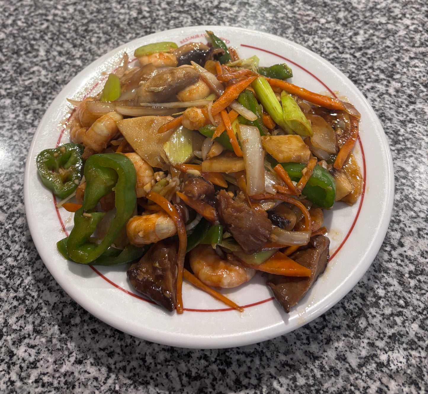 CHOP-SUEY DE GAMBA Y VERDURA